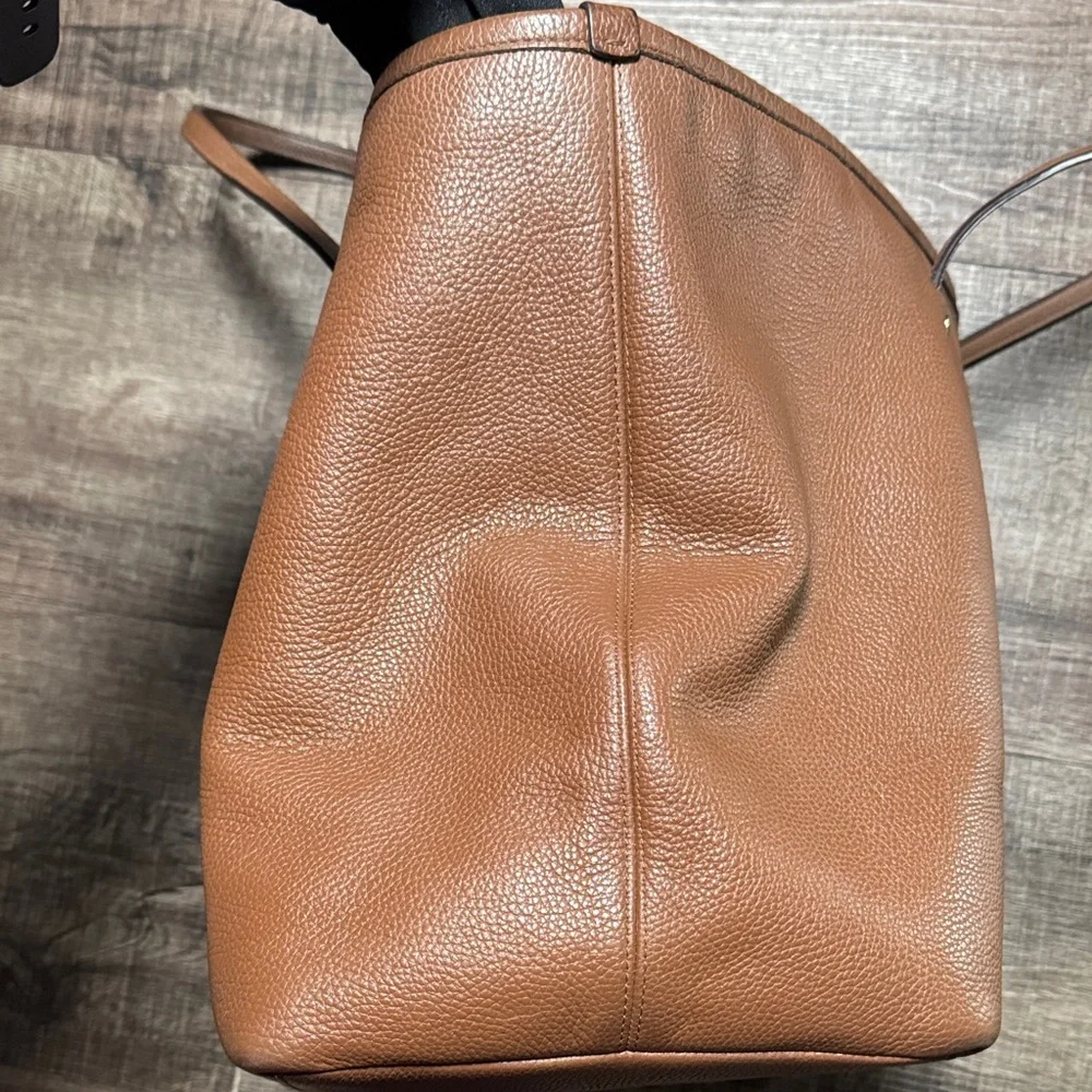 Coach Brown Large Crossgrain Street Tote bag. - Picture 5 of 14